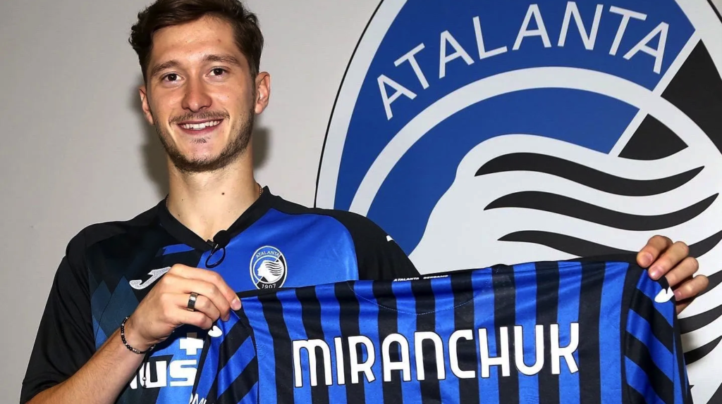 Atalanta secured the services of Aleksey Miranchuk from Lokomotiv Moscow, adding the attacking midfielder to reduce reliance on Alejandro Gomez