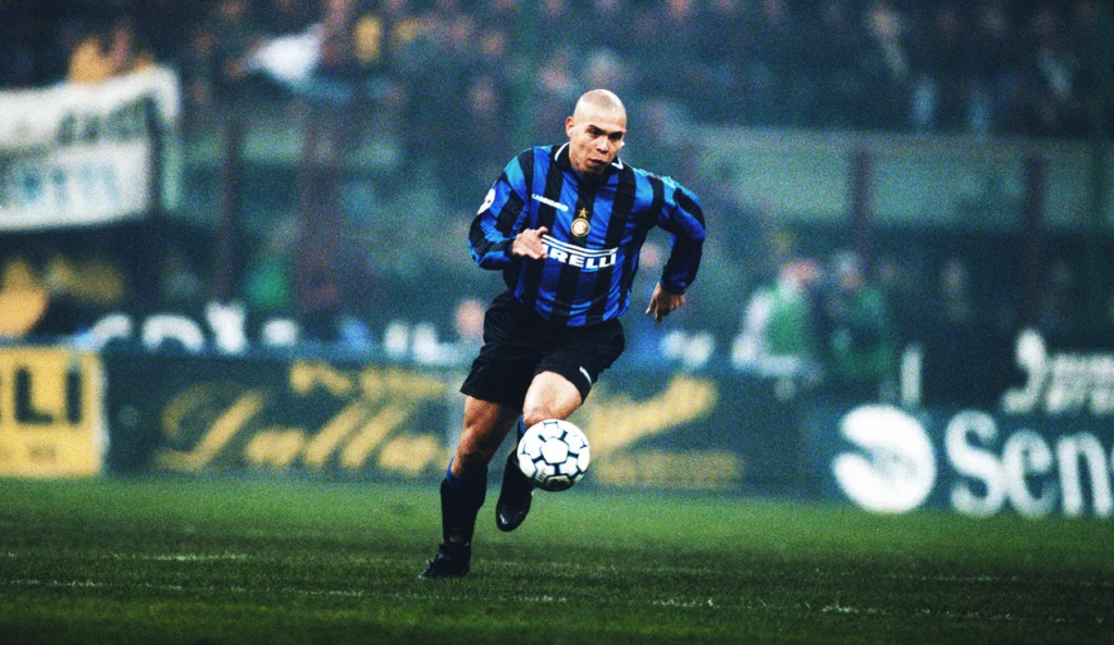 The "Fenomeno" Ronaldo Luis Nazario del Lima is one of the fondest memories from the 1990s for Inter fans
