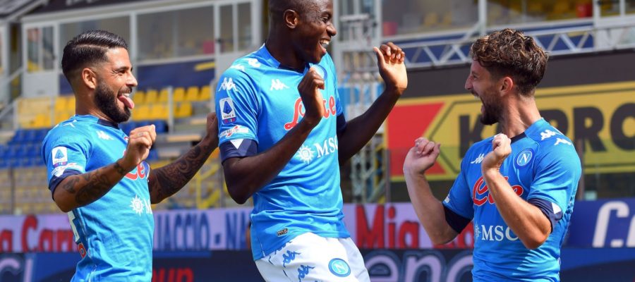 Napoli grabbed the three points in Parma thanks to goals by Dries Mertens and Lorenzo Insigne - the "usual suspects" among Gennaro Gattuso's lineup