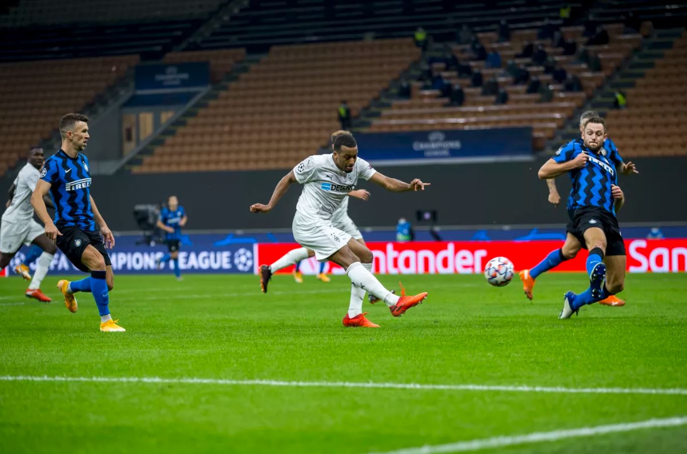 Rodrygo scored the third for Real Madrid a few minutes after making his entrance to the pitch to wrap his side's 3-2 win over Inter