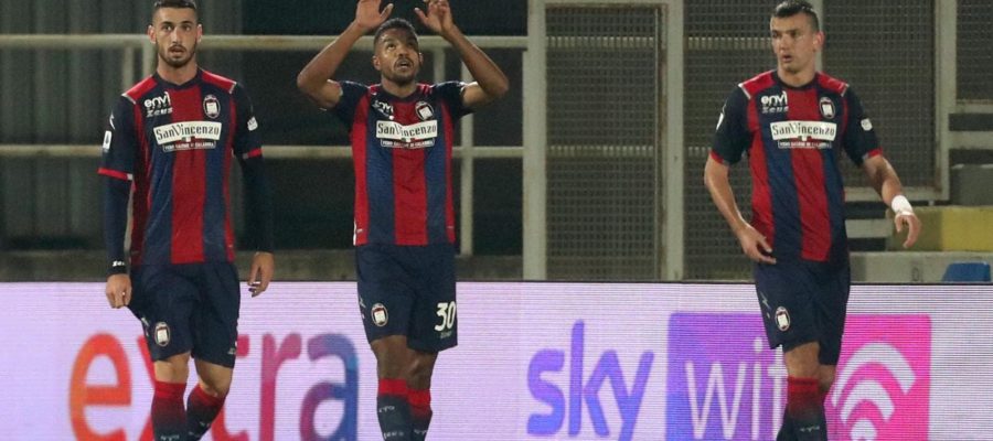 From cheeky lobs to threaded through balls, everything was on offer in Italian top-flight football. Here are our picks for top 5 goals from Round 14