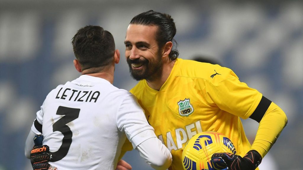 In Serie A Round 11, Roberto De Zerbi wanted to get his Sassuolo side back to winning ways against Benevento and got an early goal through Domenico Berardi