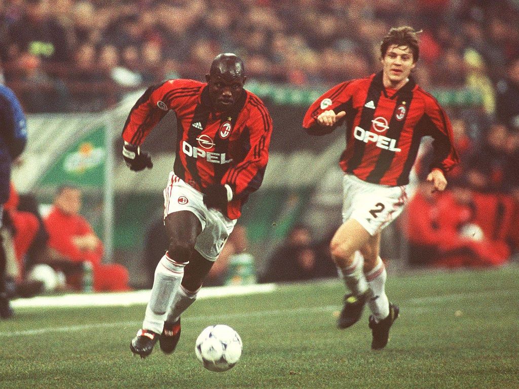 George Weah: o primeiro africano a ser melhor do mundo brilhou no Milan -  Calciopédia