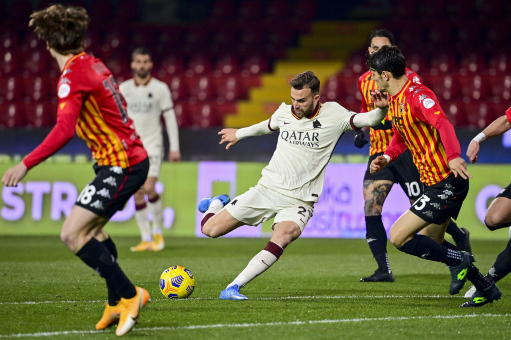 A late VAR drama saved a ten-man Benevento at the Ciro Vigorito Stadium as the Streghe managed to hold an apathetic Roma to a nil-nil draw