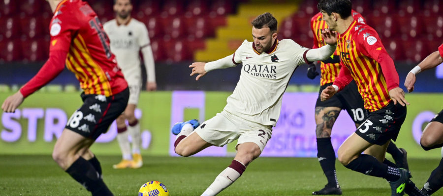 A late VAR drama saved a ten-man Benevento at the Ciro Vigorito Stadium as the Streghe managed to hold an apathetic Roma to a nil-nil draw