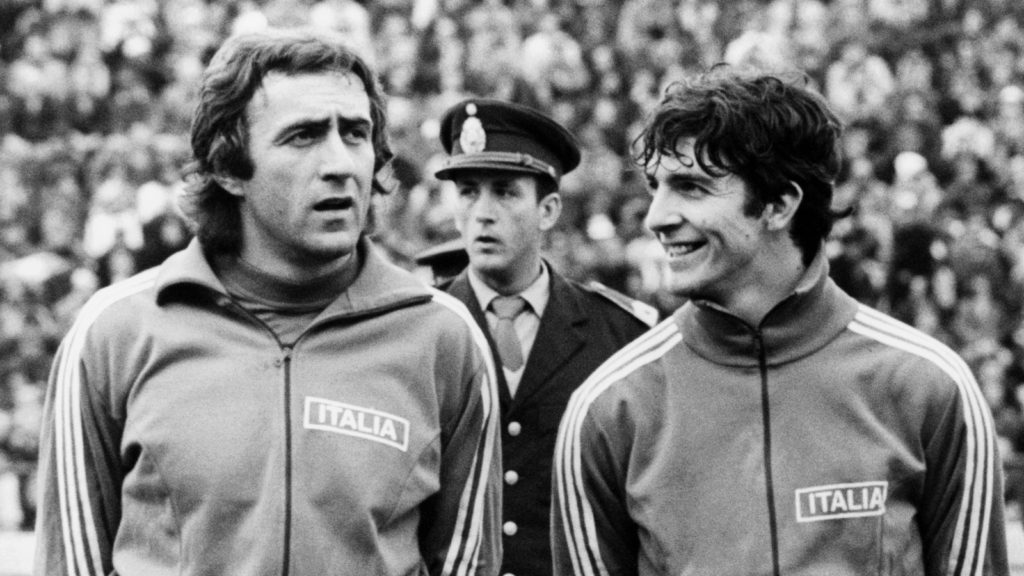 Inter legend Mauro Bellugi passed away on Saturday of Covid complications. He was 71 years old and had recently suffered amputation of both legs.