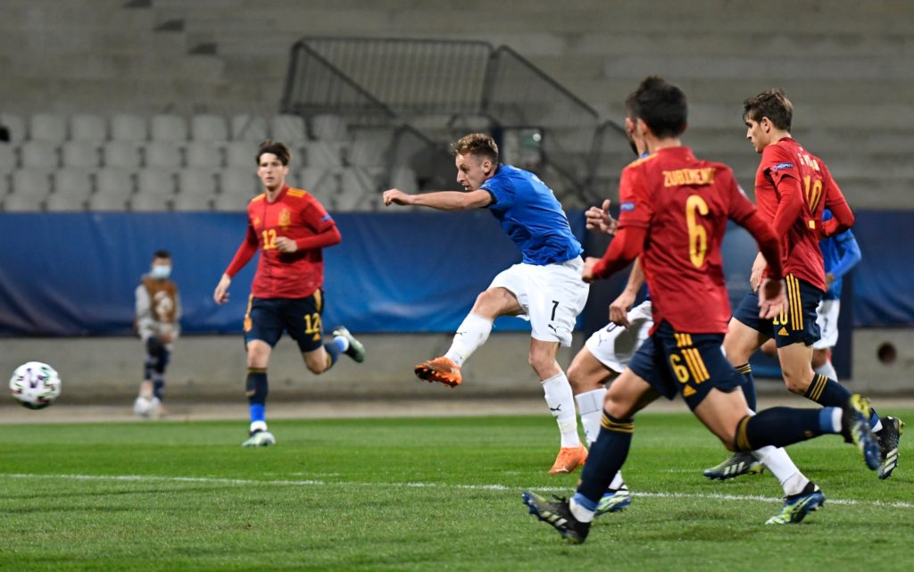 In their second European Championship test, Italy U-21 managed to hold a more technical Spain to a goalless draw that keeps their hopes unchanged