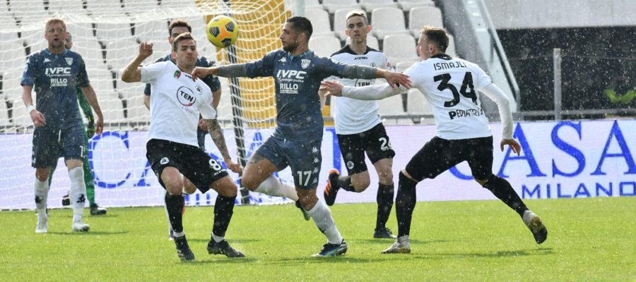 A hard-fought battle between Spezia and Benevento ended in a 1-1 draw that maintained both sides' distance from the relegation zone unchanged