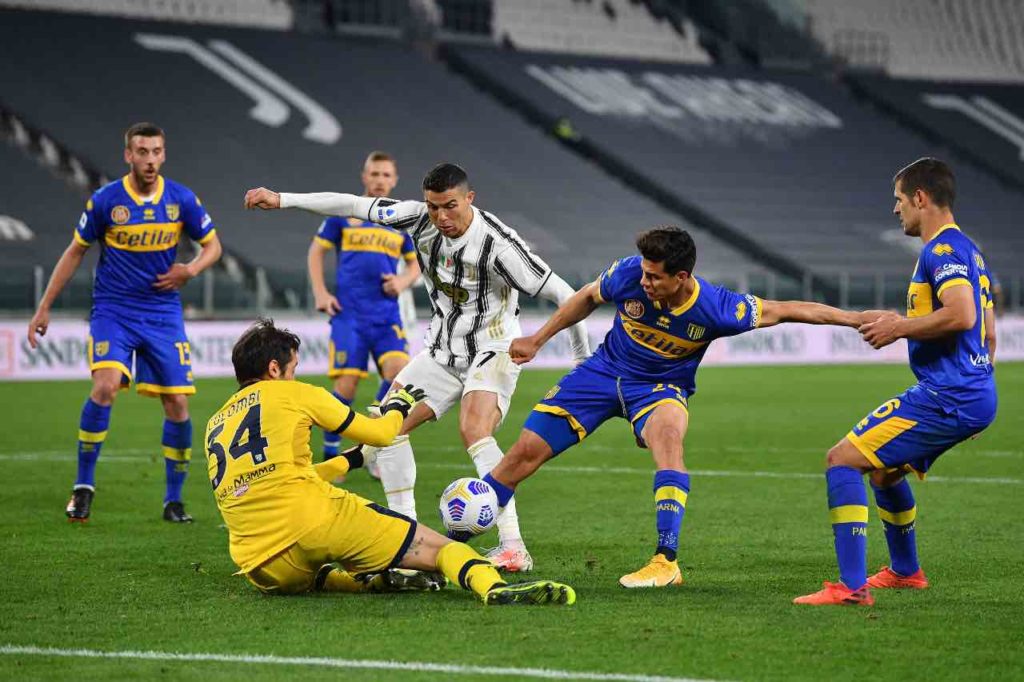 After a most strenuous week, Juventus hosted Parma in their quest to climb the Serie A table and remain in the Champions League places