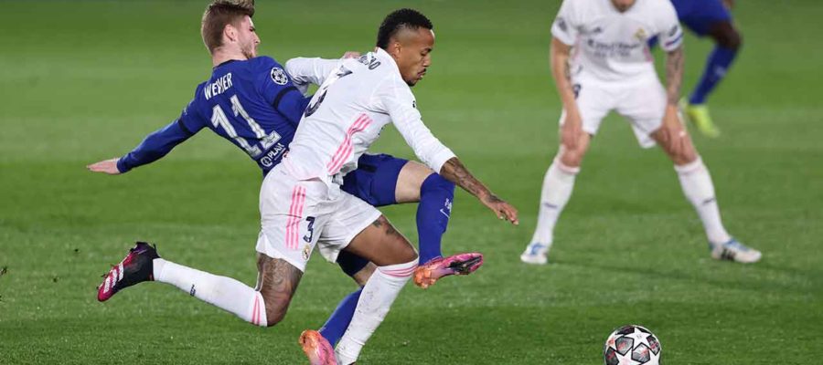 The first Champions League match ever between Real Madrid and Chelsea ended 1-1 at the Alfredo Di Stefano Stadium in the first Champions League Semi Final