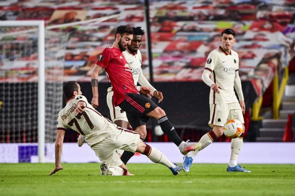 The first leg of the Europa League Semi Final between Manchester United and Roma ended 6-2, with Edinson Cavani and Bruno Fernandez each bagging a brace