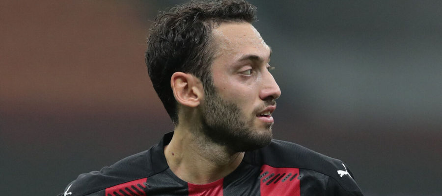 Calhanoglu Milan Inter