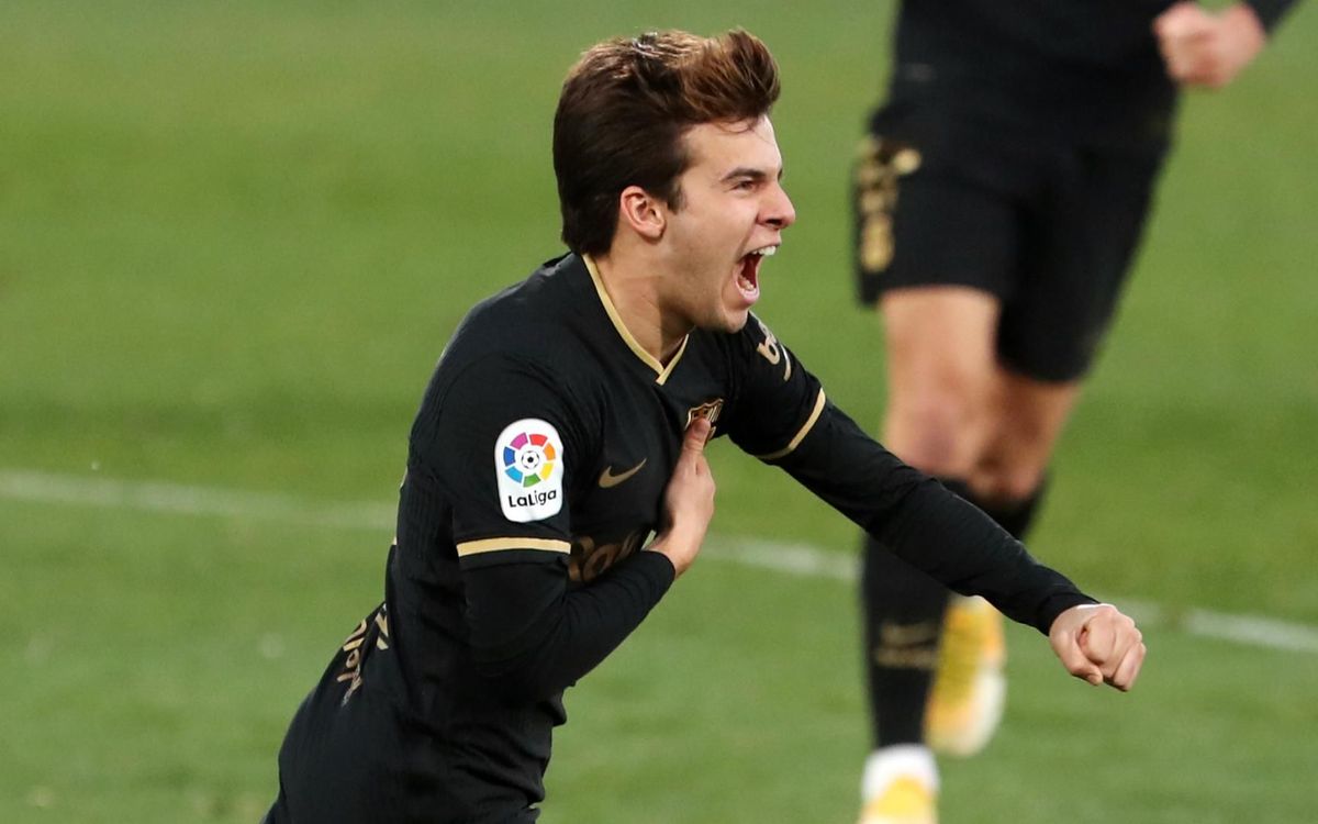 Barcelona To Offer Riqui Puig To Either Inter or Juventus
