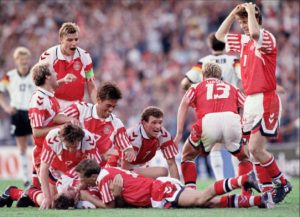 Fanion Grand Format UEFA Euro 92 - France, Espagne, Islande, Albanie - Vintage Collection