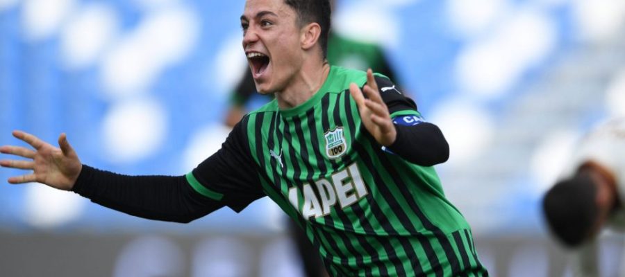 Inter Look to Reinvest Achraf Hakimi Money in Signing Sassuolo Forward