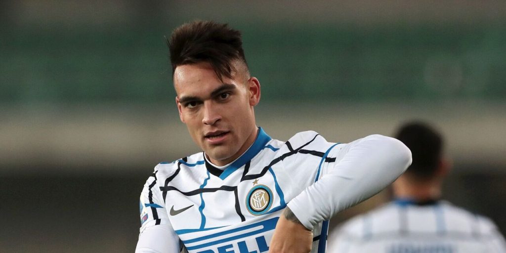 Bayern Munich are in the market for a striker since they didn’t replace Robert Lewandowski, and Lautaro Martinez has been mentioned as a potential target.