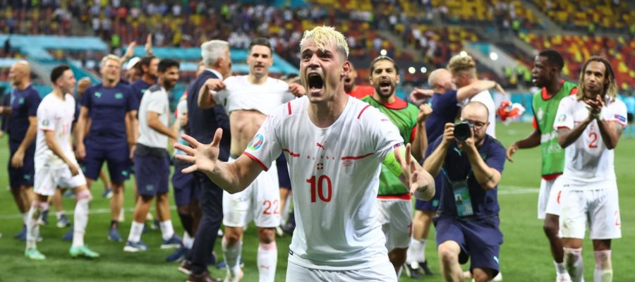 Roma on The Cusp of Signing Top-Class Premier League Midfielder