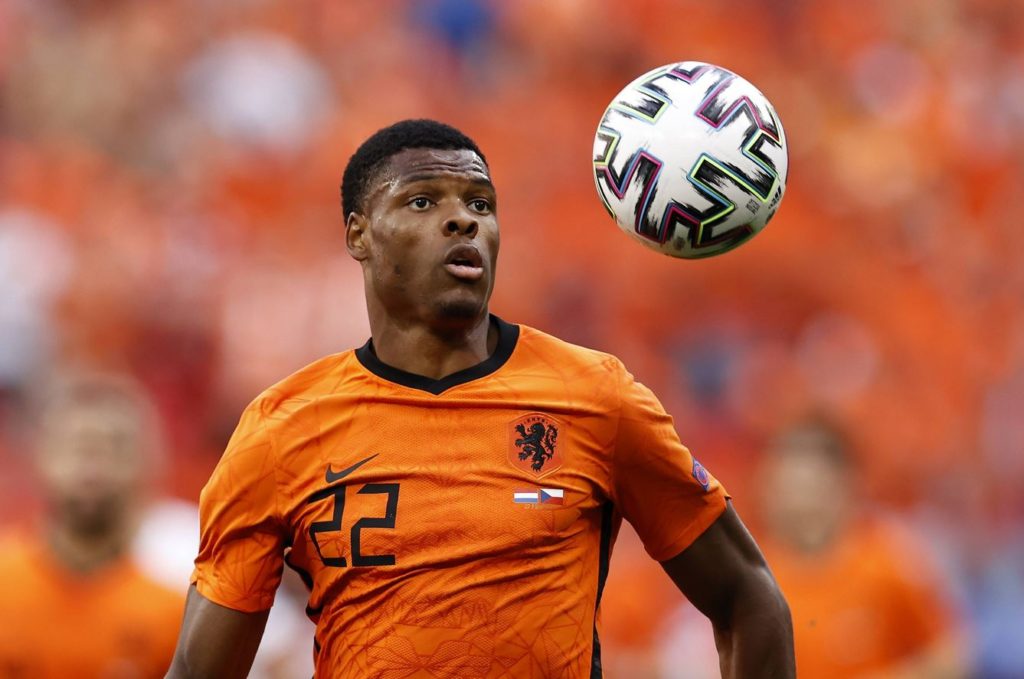 Inter found a replacement for the departed Achraf Hakimi in the form of 25-year-old Dutch wing-back Denzel Dumfries, who has joined them on a 5-year deal