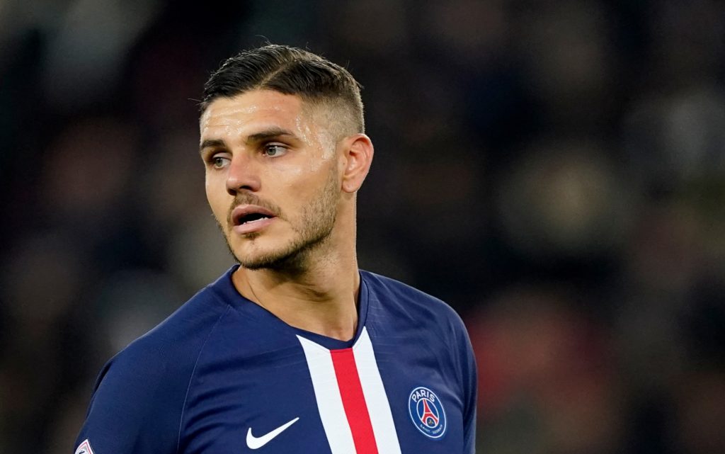 Despite the rumors linking him to a Serie A return, Mauro Icardi once again stayed at PSG. The striker would not have minded transferring