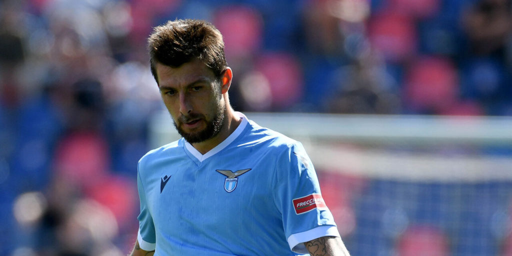 Francesco Acerbi has once again come under fire, and his Lazio stay might be coming to an end. The center-back had a baffling blunder against Milan.