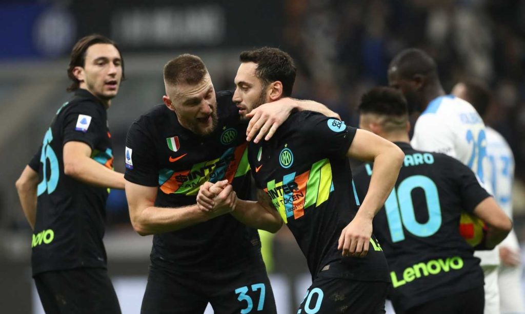 The big match at the Giuseppe Meazza Stadium certified that Inter are back in the Scudetto race as they overcame Napoli in a dramatic fashion