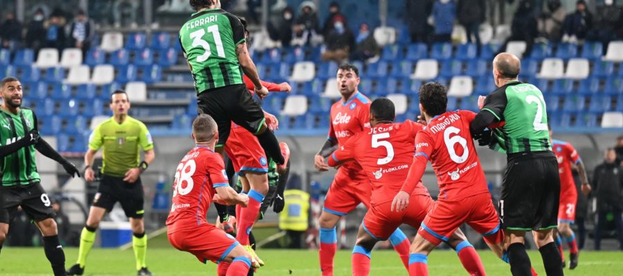 The Mapei Stadium in Reggio Emilia was the stage for a thrilling battle between Sassuolo and Napoli that caught fire in the last 30 minutes