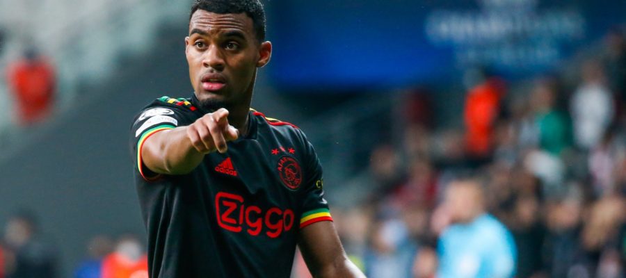 Juventus wish to part ways with multiple midfielders to make room for a younger and better contributor in the role, where they covet Ryan Gravenberch.