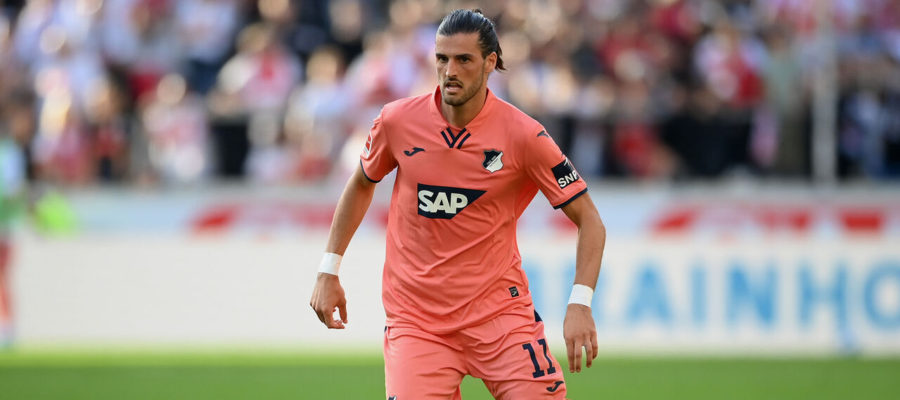 Fiorentina have set their sights on Florian Grillitsch to fill the void opened up in the midfield by the exit of Lucas Torreira.