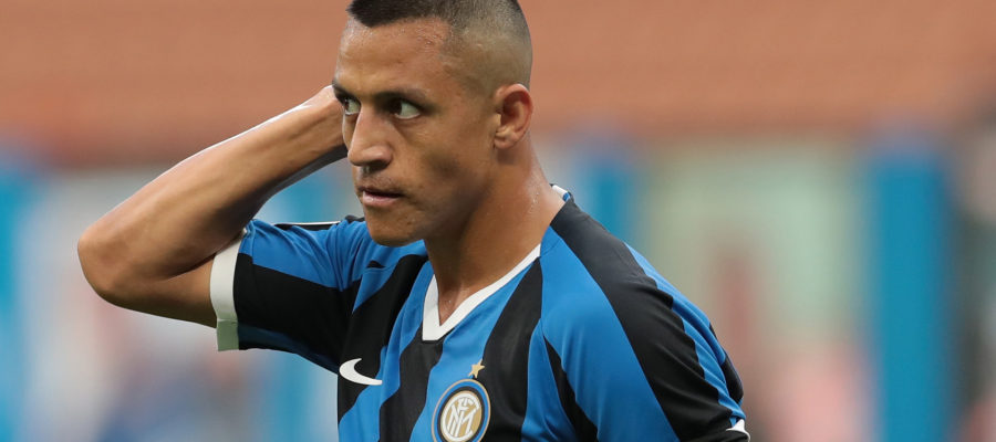 Inter are eager to offload veteran striker Alexis Sanchez and are awaiting good offers, with Marseille, Villarreal, and surprisingly Napoli on his trail.