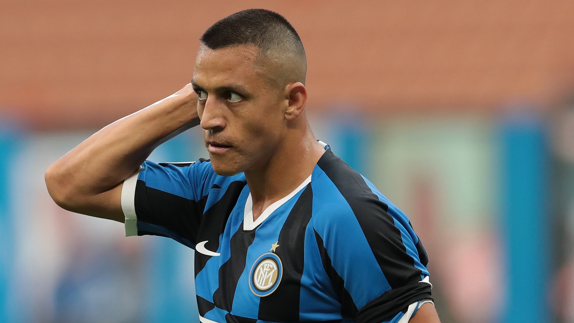 Inter are eager to offload veteran striker Alexis Sanchez and are awaiting good offers, with Marseille, Villarreal, and surprisingly Napoli on his trail.