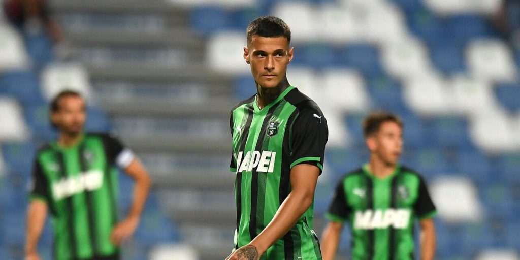 Sassuolo and West Ham announced the transfer of Gianluca Scamacca Tuesday night. The striker moved for €36M plus €6M add-ons and a sell-on clause.