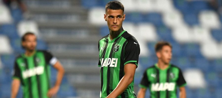 Sassuolo and West Ham announced the transfer of Gianluca Scamacca Tuesday night. The striker moved for €36M plus €6M add-ons and a sell-on clause.