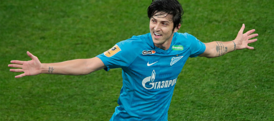 Despite losing Federico Chiesa, Juventus are keener on adding a striker rather than a winger. Gianluca Scamacca is their top target, but he is too pricey.