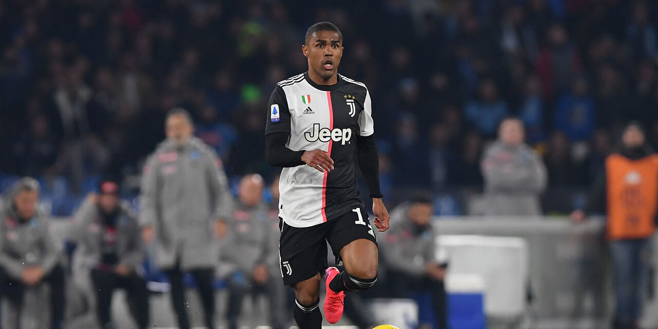 On top of trying to strengthen the squad, Juventus are looking for new homes for two loanees, Douglas Costa and Mohamed Ihattaren.