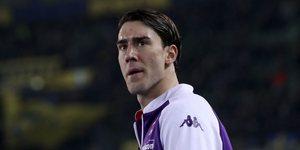 Juventus are plotting to make another serious attempt to acquire Dusan Vlahovic from Fiorentina in January, proposing cash and a player to the Viola.