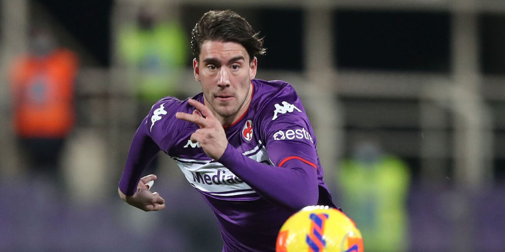 Dusan Vlahovic seemed to offer an opening to signing a new deal with Fiorentina in his most recent remarks, but the club is not buying it.