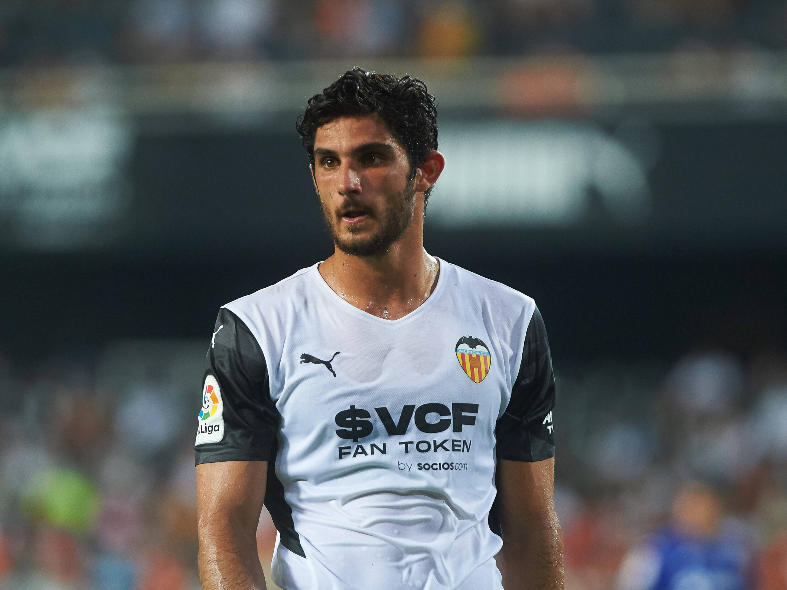 Although Roma were very active within the transfer market, Mourinho is plotting an attempt to bring Gonçalo Guedes to the Stadio Olimpico next season.