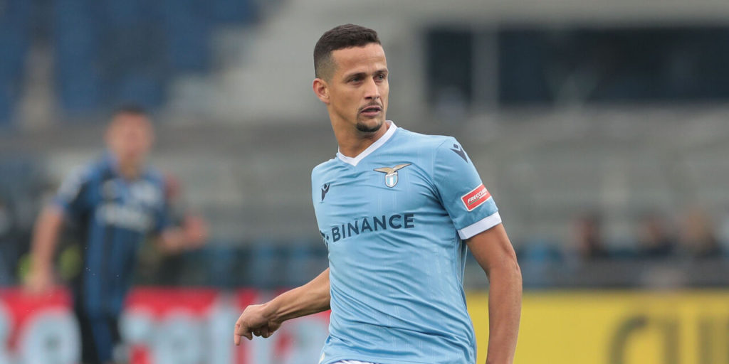 Lazio seriously risk losing Luiz Felipe for nothing at the end of the season. The parties are distant from reaching an agreement on his extension.
