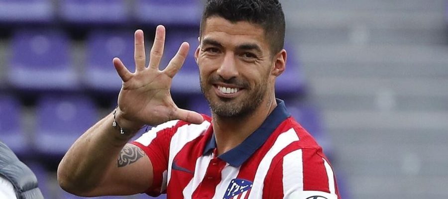 Luis Suarez has been surprisingly linked to a move to Milan, but while his agent might have offered his services to them, they have no interest, differently from Monza