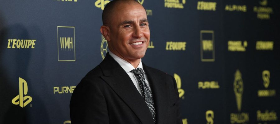 Gabriele Gravina, the president of the FA, wants Roberto Mancini to keep guiding Italy. However, he is preparing some alternatives if he stepped down.