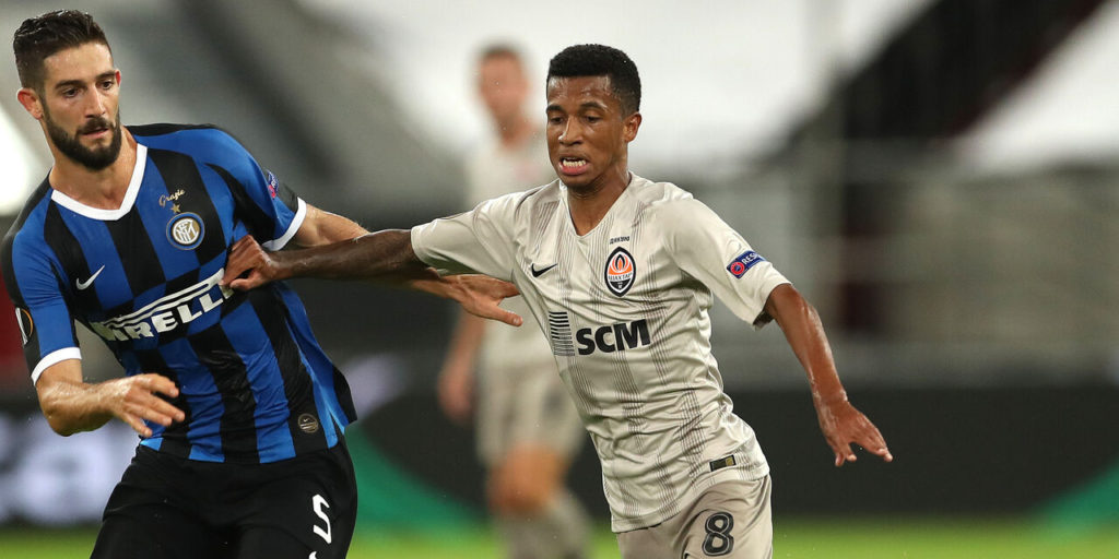 As long anticipated, Lazio have completed their first signing of the summer transfer market window, as Marcos Antonio landed in Italy yesterday.