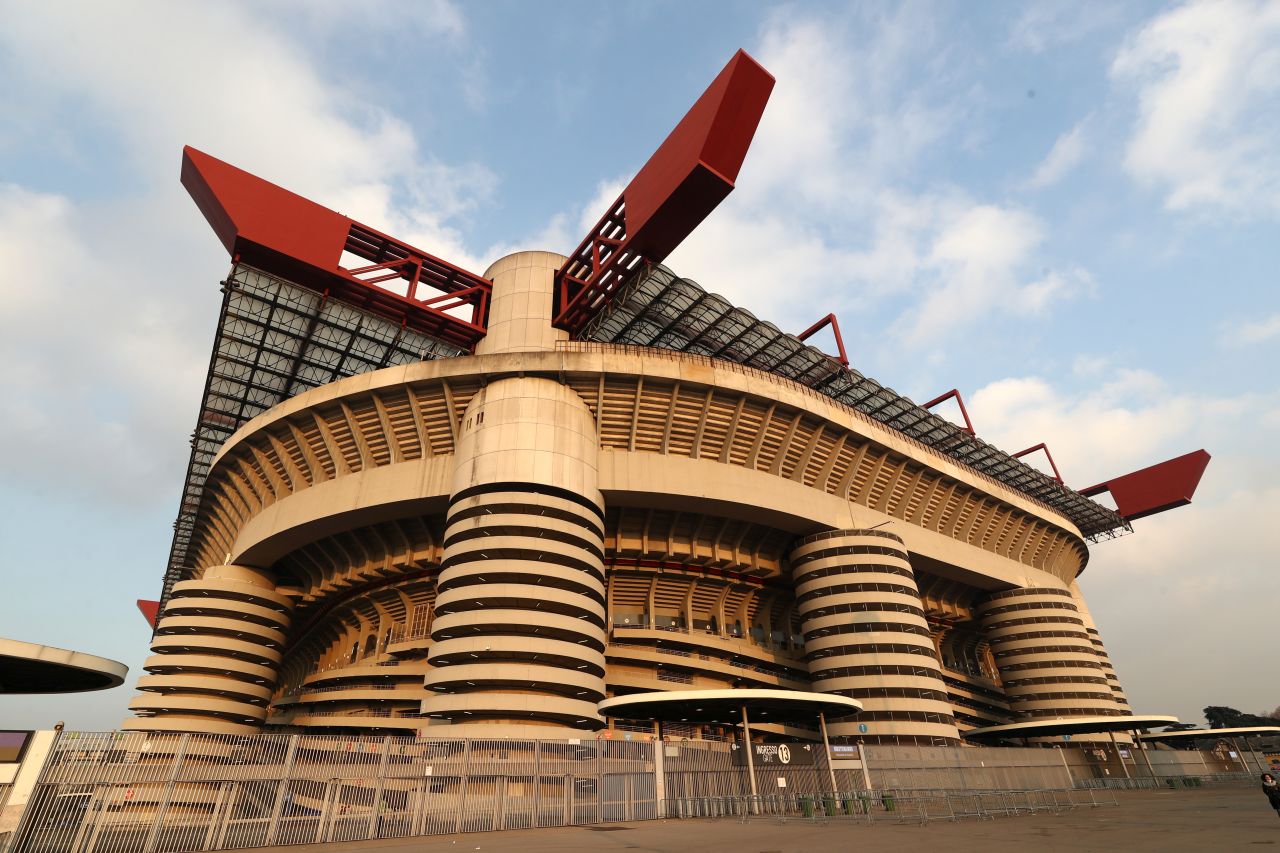 Milan and Inter met with Mayor Giuseppe Sala on Thursday to discuss a new plan to renovate San Siro put together by WeBuild.