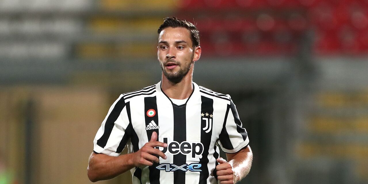 After Mattia Perin, Mattia De Sciglio will be the next Juventus player to get an extension from Juventus, as the talks are in advanced stages.