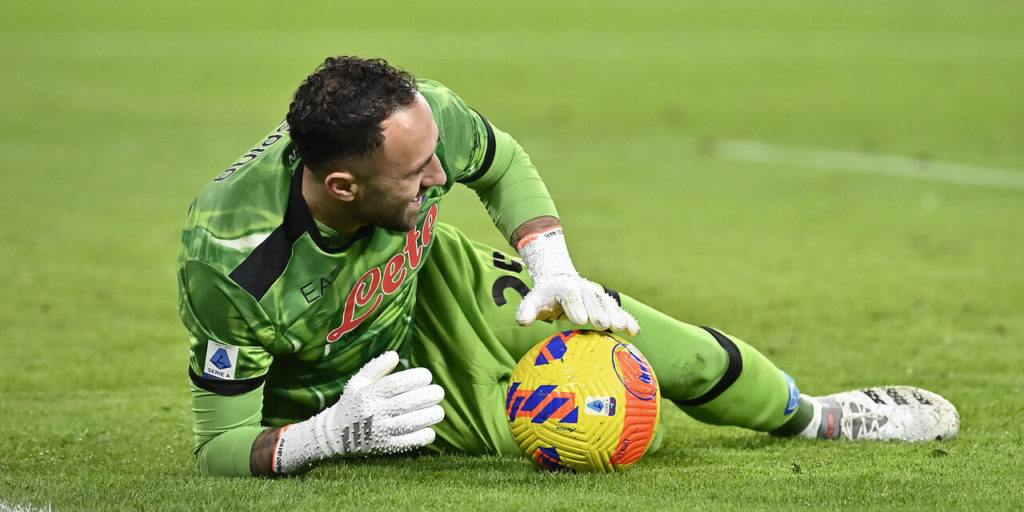 The remaining matches of the 2021-2022 season could easily be the final ones for David Ospina at Napoli. The goalkeeper is on an expiring contract.