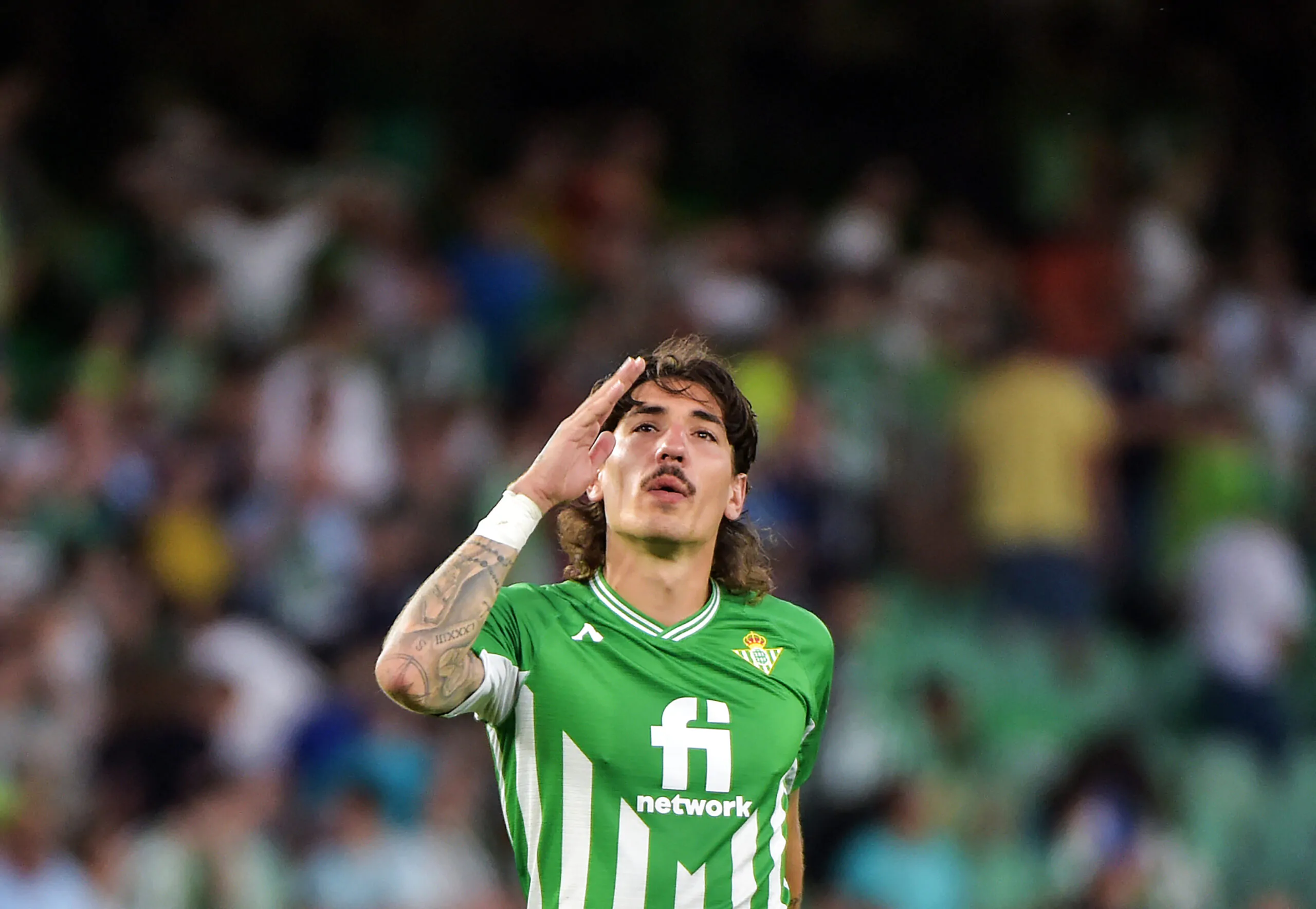 Hector Bellerin is back in London following a loan spell at Betis, at least for a while. Serie A clubs could target him if his previous side not retain him.