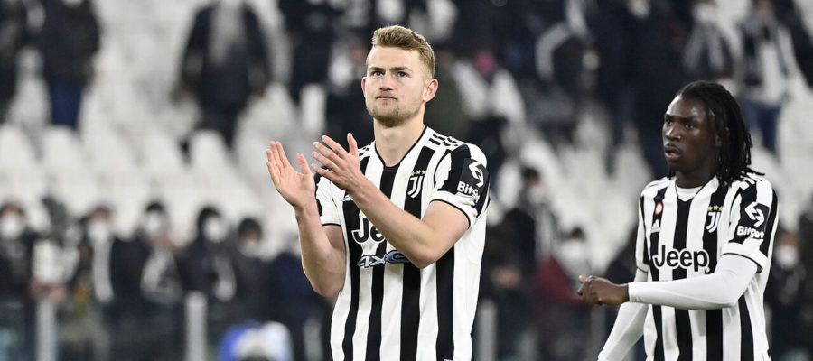 Bayern Munich have inquired about Matthijs De Ligt with his agents and have begun rivaling Chelsea to purchase him from Juventus.