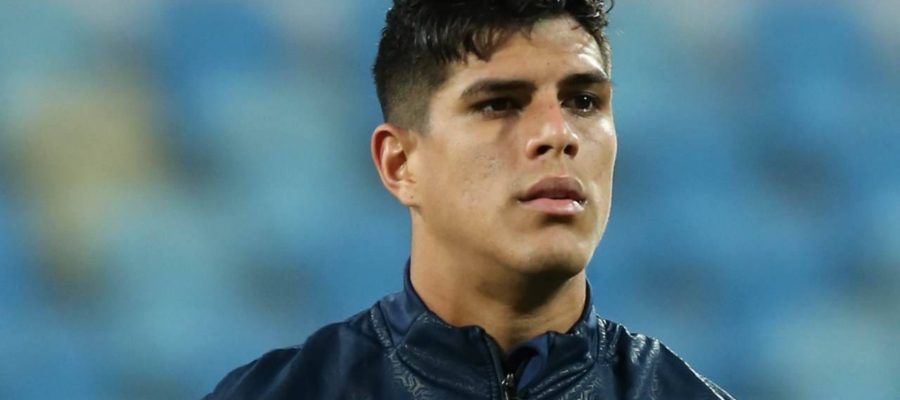 Milan and Roma are both searching for a left-footed defender and are keeping tabs on Bayer Leverkusen prodigy Piero Hincapié.