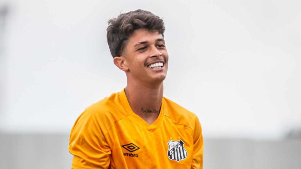 Prodigal Brazilian wingback Pedrinho Scaramussa has fallen into the crosshairs of capital giants Lazio, who are searching for left-back reinforcements.