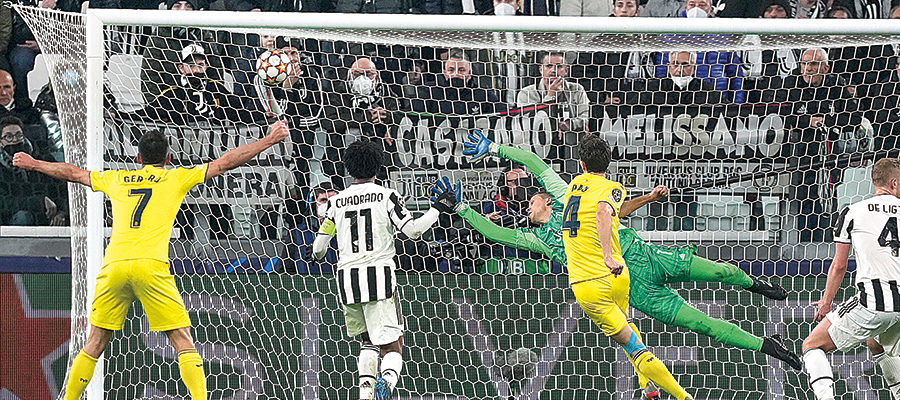 With De Ligt nearing a move to Bayern Munich, Juventus are already on the move to bolster their depleting defense by shortlisting Villarreal ace Pau Torres.