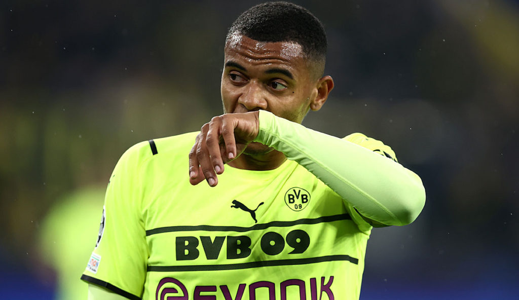 Borussia Dortmund are entertaining the possibility of letting Manuel Akanji depart but Inter aren’t the favorites to land him.
